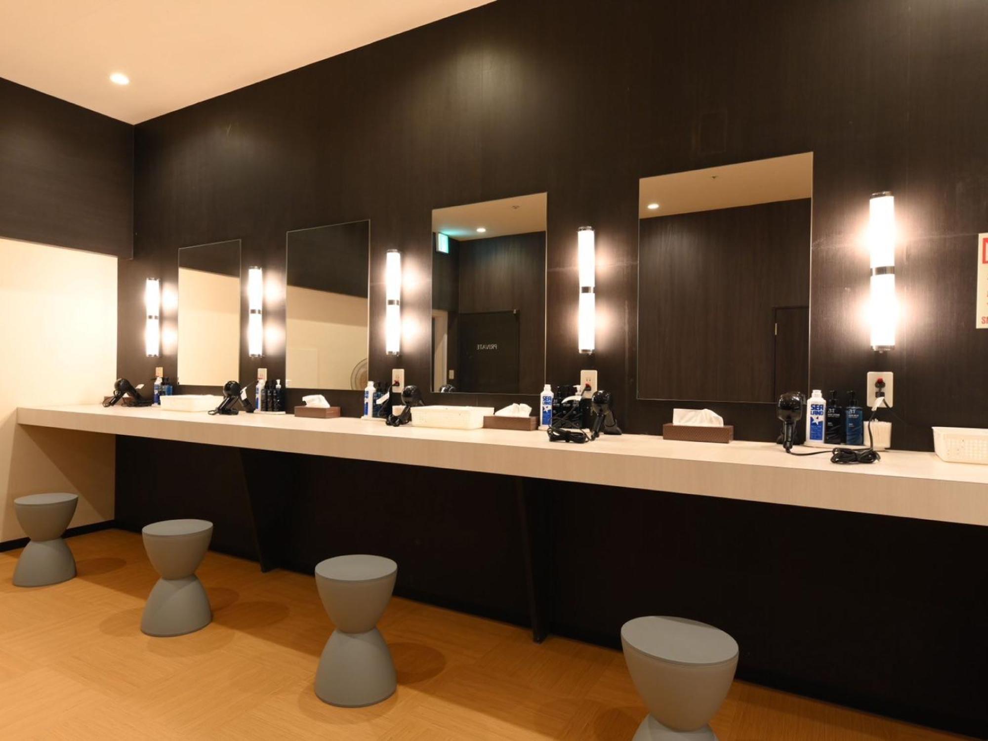 The Centurion Sauna Rest & Stay Sapporo Male Only Exterior photo